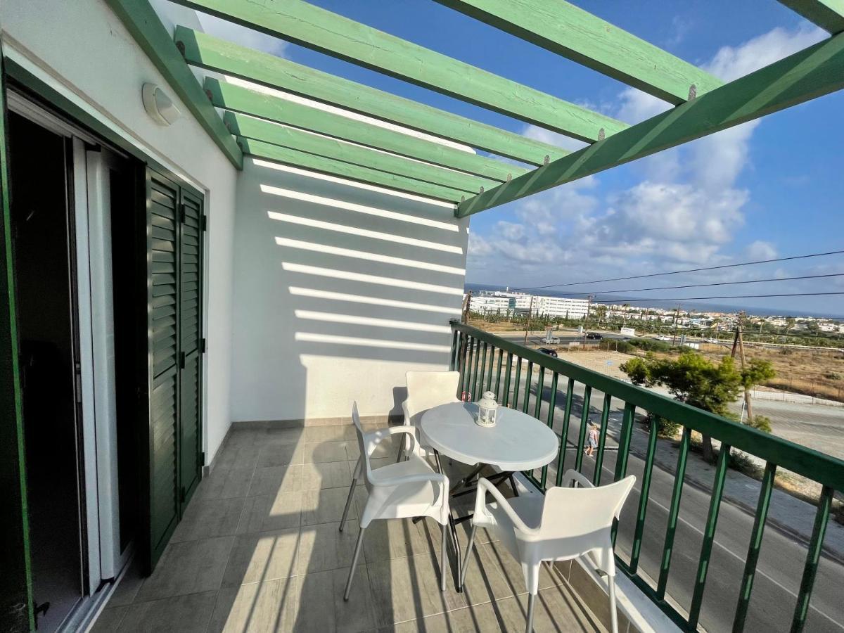 Ikaria Village Apt 201 Paphos Exterior photo